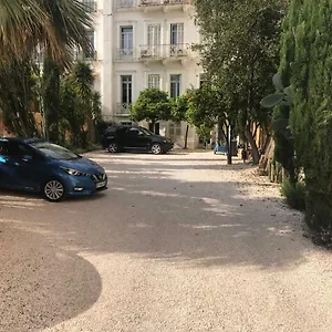 Aux Iles D'or , Hyères Francia